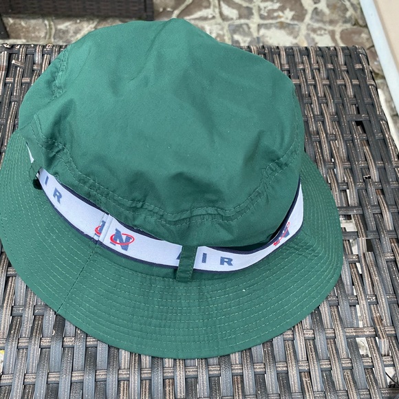 nike air bucket hat